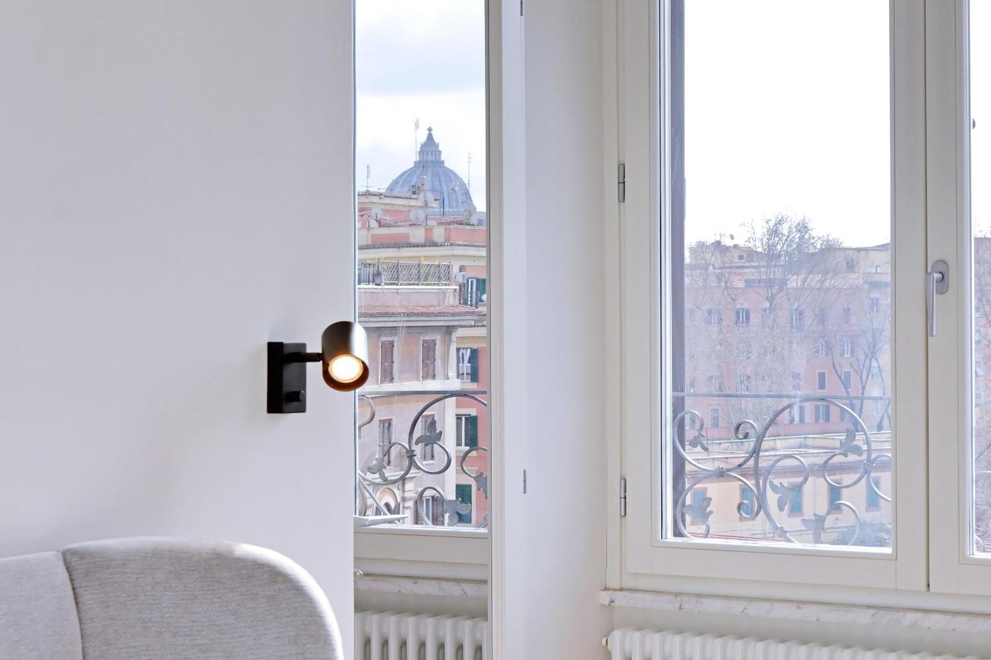 Vatican Basilica Apartment *